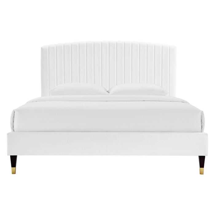 Alessi Performance Velvet Queen Platform Bed