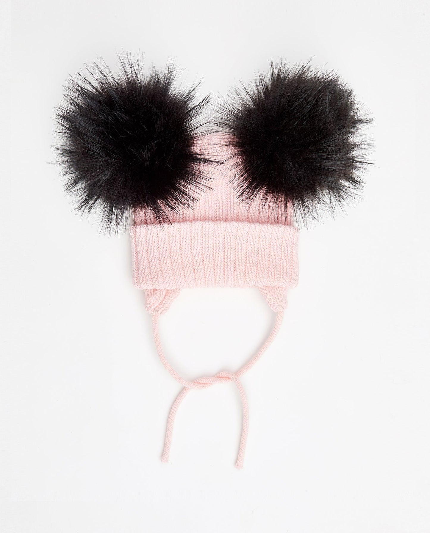 Bonnet en tricot avec ours en peluche - pompon végétalien