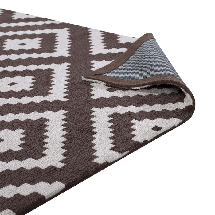 Alika Abstract Diamond Trellis Area Rug