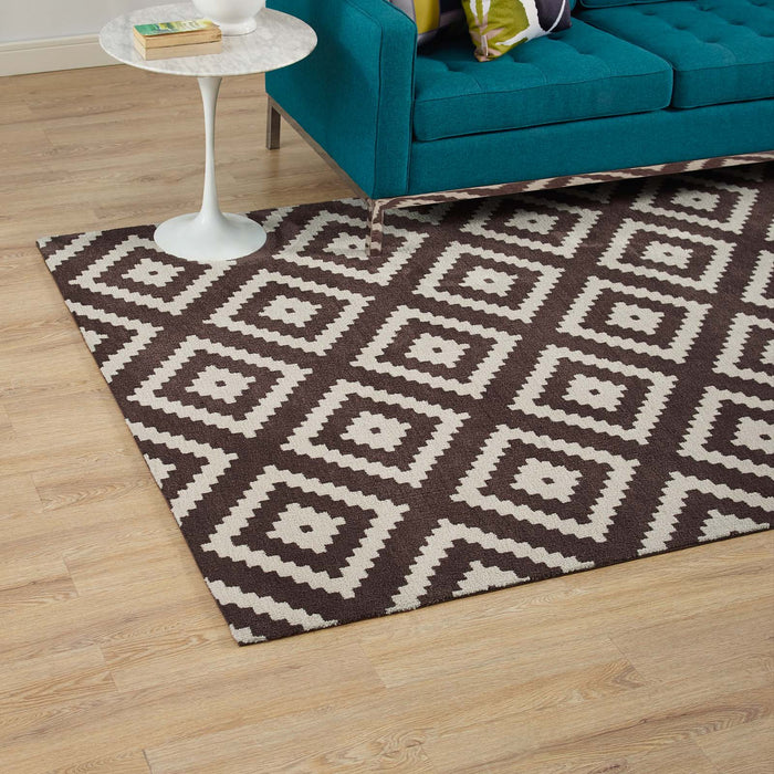 Alika Abstract Diamond Trellis Area Rug