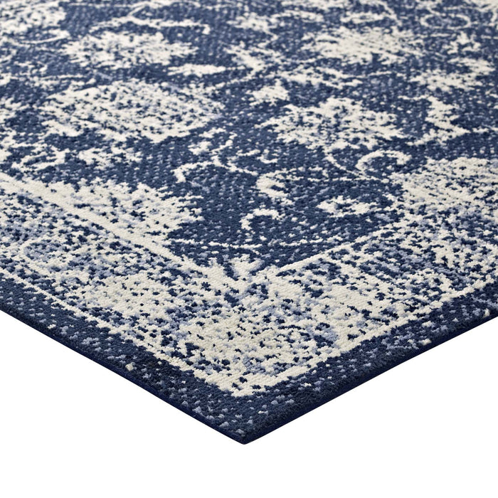 Kazia Distressed Floral Lattice 5x8 Area Rug