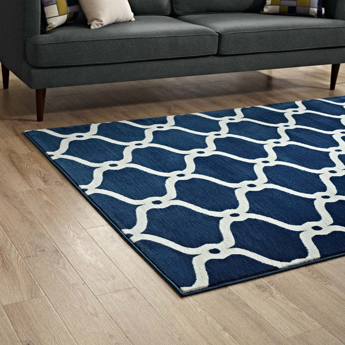 Beltara Chain Link Transitional Trellis Area Rug