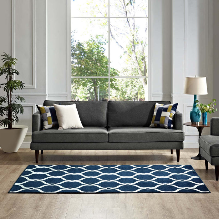 Beltara Chain Link Transitional Trellis Area Rug