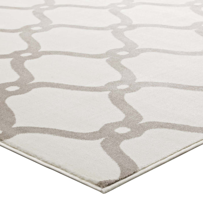 Beltara Chain Link Transitional Trellis Area Rug