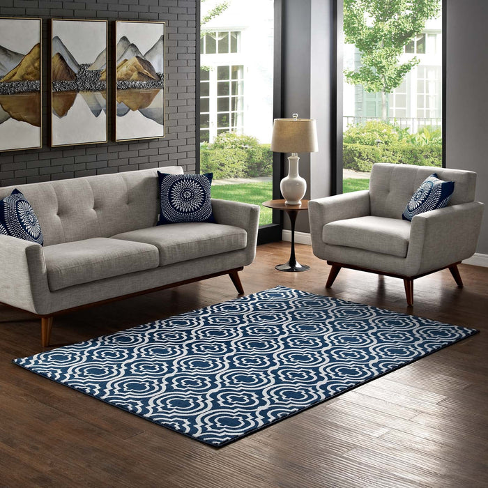 Frame Transitional Moroccan Trellis Area Rug