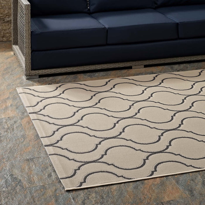 Linza Wave Abstract Trellis Indoor and Outdoor Area Rug