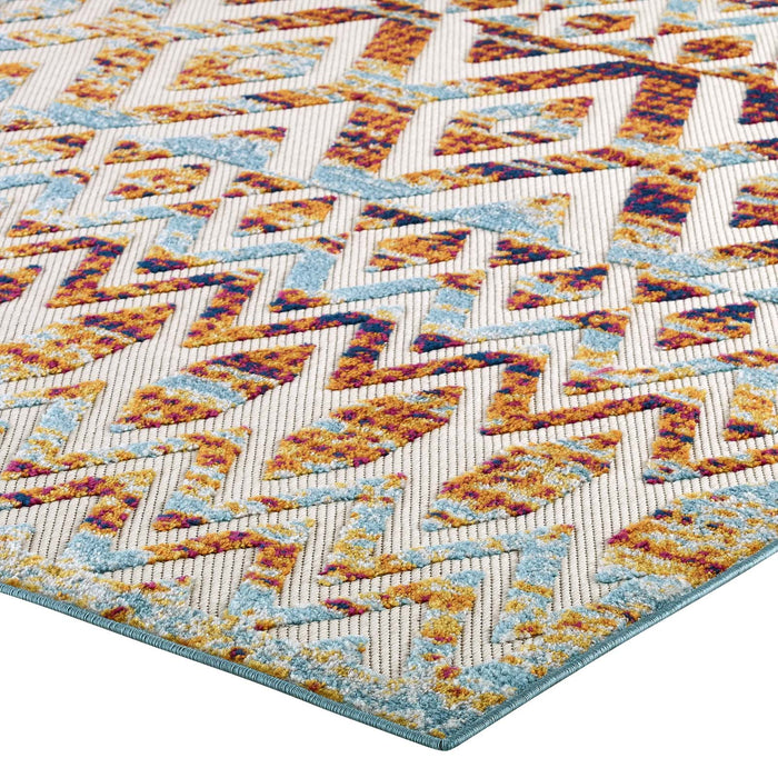 Reflect Tamako Diamond and Chevron Moroccan Trellis Indoor / Outdoor Area Rug