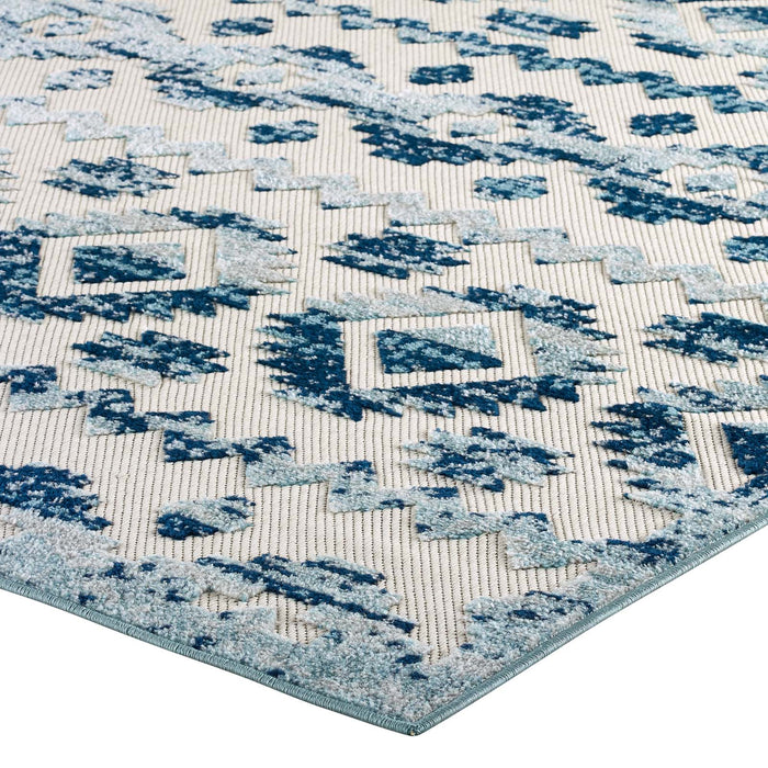 Reflect Takara Abstract Diamond Moroccan Trellis Indoor and Outdoor Area Rug