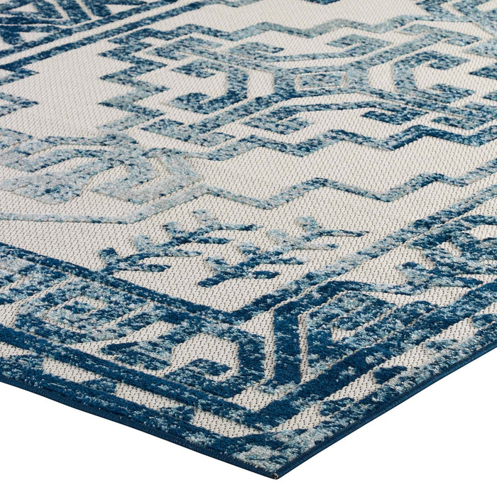 Reflect Nyssa Distressed Geometric Southwestern Aztec Indoor/Outdoor Area Rug