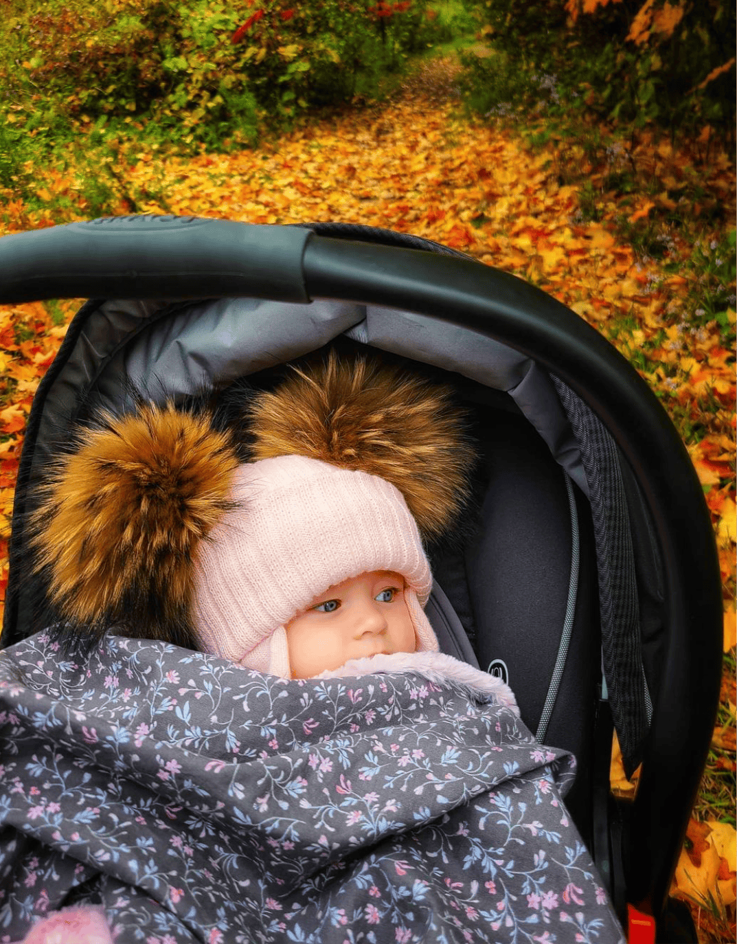 Bonnet en tricot ours en peluche - pompon en fourrure naturelle 